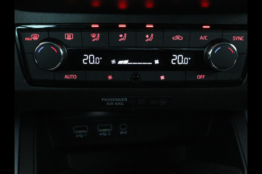 Seat Arona 1.0 TSI Style Intens | Alcantara | Full LED | Adaptive cruise | Virtual Cockpit | Camera | Carplay | Park Assist | Navigatie | Climate control