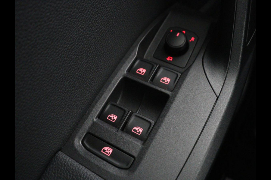 Seat Arona 1.0 TSI Style Intens | Alcantara | Full LED | Adaptive cruise | Virtual Cockpit | Camera | Carplay | Park Assist | Navigatie | Climate control