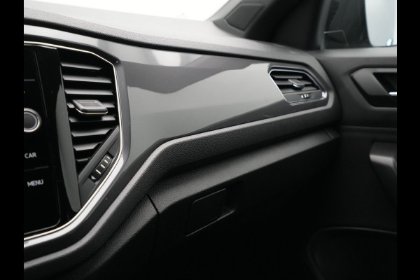 Volkswagen T-Roc 1.5 TSI 150pk DSG Sport Camera Navigatie Acc Carplay