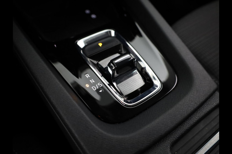 Škoda Octavia Combi 1.4 TSI iV PHEV Business Edition 204 pk Automaat (DSG) | Verlengde garantie | Navigatie | Parkeersensoren | Adaptieve cruise control | Stoelverwarming |