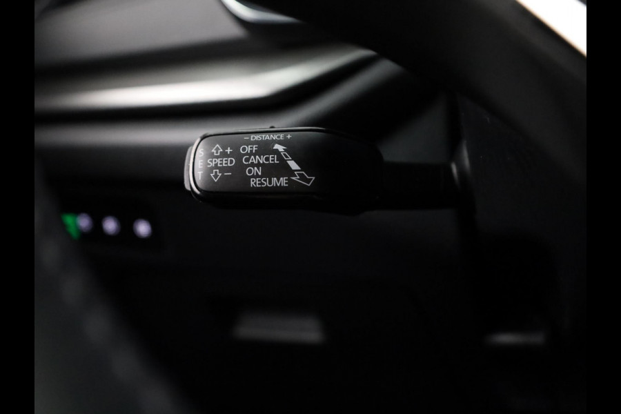 Škoda Octavia Combi 1.4 TSI iV PHEV Business Edition 204 pk Automaat (DSG) | Verlengde garantie | Navigatie | Parkeersensoren | Adaptieve cruise control | Stoelverwarming |