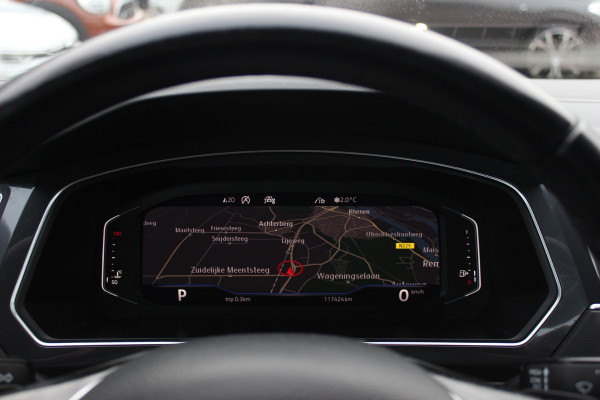 Volkswagen Tiguan Allspace 1.5 TSI Highline Business R / Trekhaak / Camera / Navigatie / Keyless / 19'' / Stoelverwarming / DAB / ACC