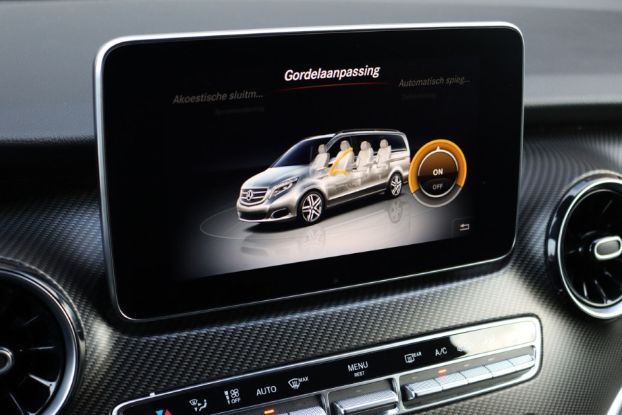 Mercedes-Benz V-Klasse 300d Extra Lang DC AMG Line | Avantgarde | Burmester | Trekhaak | Leder | Sfeerverlichting | Dodehoekassistent | Surround Camera | Spoorassistent | Stoelverwarming | Intelligent Light System |
