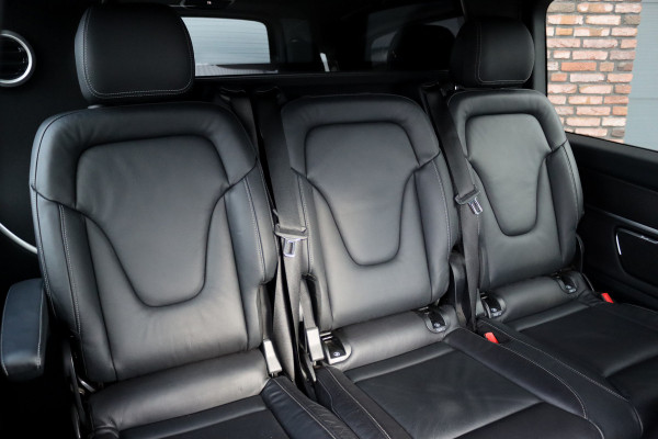 Mercedes-Benz V-Klasse 300d Extra Lang DC AMG Line | Avantgarde | Burmester | Trekhaak | Leder | Sfeerverlichting | Dodehoekassistent | Surround Camera | Spoorassistent | Stoelverwarming | Intelligent Light System |