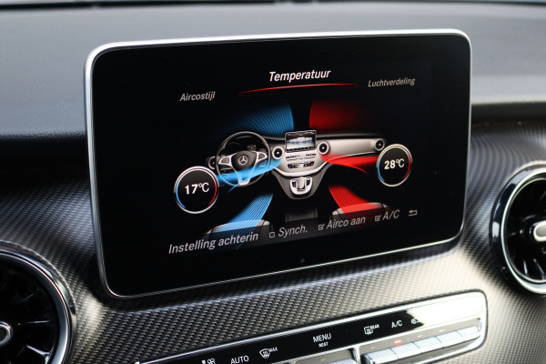 Mercedes-Benz V-Klasse 300d Extra Lang DC AMG Line | Avantgarde | Burmester | Trekhaak | Leder | Sfeerverlichting | Dodehoekassistent | Surround Camera | Spoorassistent | Stoelverwarming | Intelligent Light System |