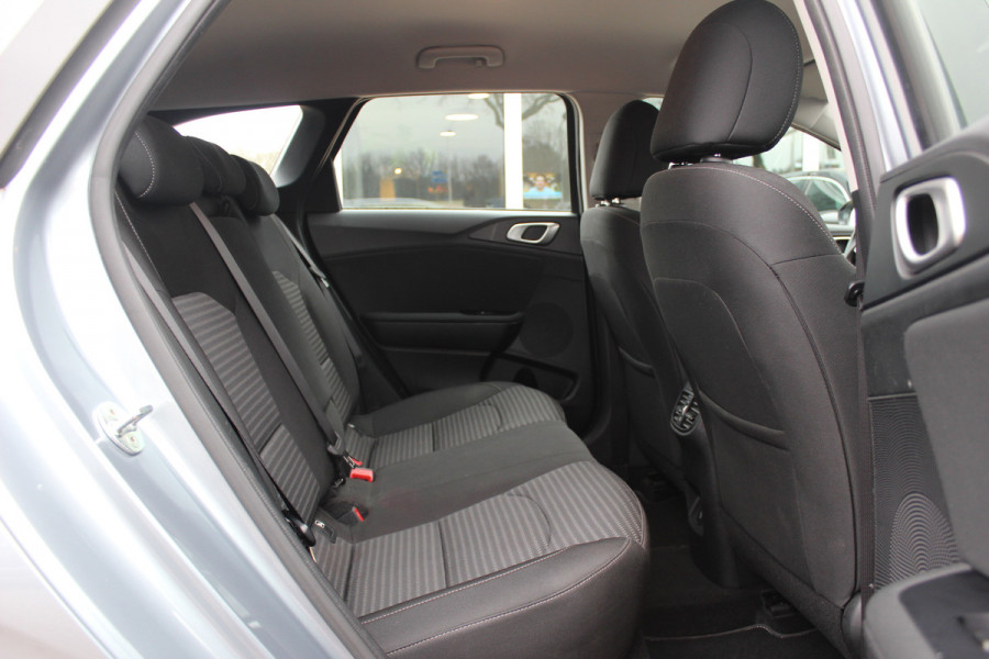 Kia Ceed Sportswagon 1.5 T-GDi DynamicLine / Trekhaak / Camera / Navigatie / 16'' / LED Koplampen / DAB / ACC