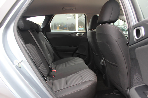 Kia Ceed Sportswagon 1.5 T-GDi DynamicLine / Trekhaak / Camera / Navigatie / 16'' / LED Koplampen / DAB / ACC