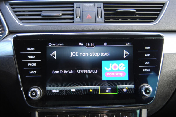 Škoda Superb 1.5 TSI Business Ed.| Apple Carplay | Stoelverwarming | Automaat