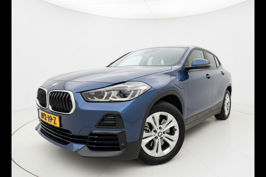 BMW X2 xDrive25e EXECUTIVE EDITION HEAD UP DISPLAY LEDER/NAVI/CAMERA  ......