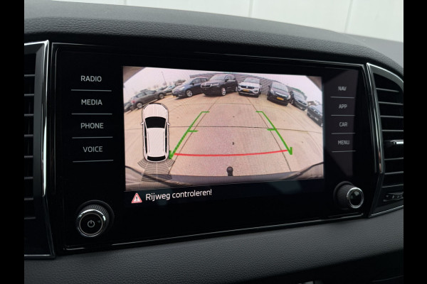 Škoda Karoq 1.5 TSI ACT Style | LED | Elek. Trekhaak | Navi | Carplay | Camera