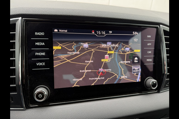 Škoda Karoq 1.5 TSI ACT Style | LED | Elek. Trekhaak | Navi | Carplay | Camera