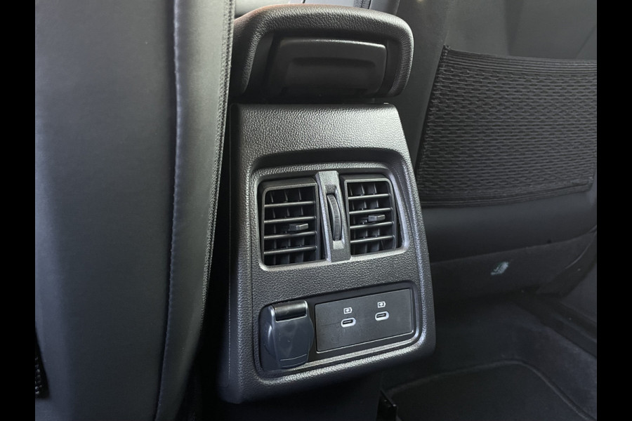 Renault Captur 1.3 mild hybrid 160 techno Automaat | Camera | Stoelverwarming