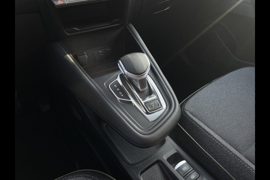 Renault Captur 1.3 mild hybrid 160 techno Automaat | Camera | Stoelverwarming