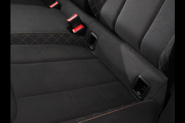 Škoda Kamiq 1.0 TSI 110pk DSG Dynamic | Navigatie | Apple Carplay/Android Auto | Camera | Adaptive Cruise Control | Stoelverwarming | Ledverlichting