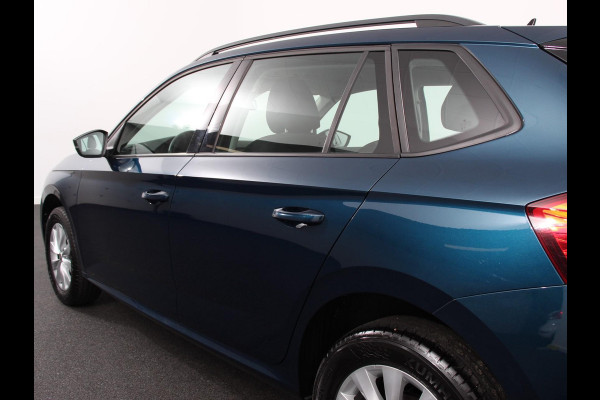 Škoda Kamiq 1.0 TSI 110pk DSG Dynamic | Navigatie | Apple Carplay/Android Auto | Camera | Adaptive Cruise Control | Stoelverwarming | Ledverlichting