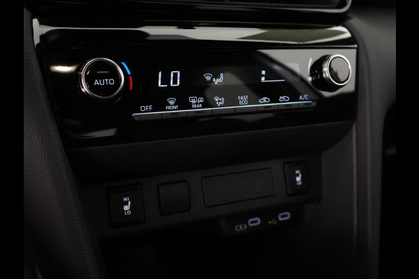 Toyota Yaris Cross 1.5 Hybrid 130 Dynamic | Stuur- & Stoelverwarming | Apple Carplay & AndroidAUTO | Navigatie