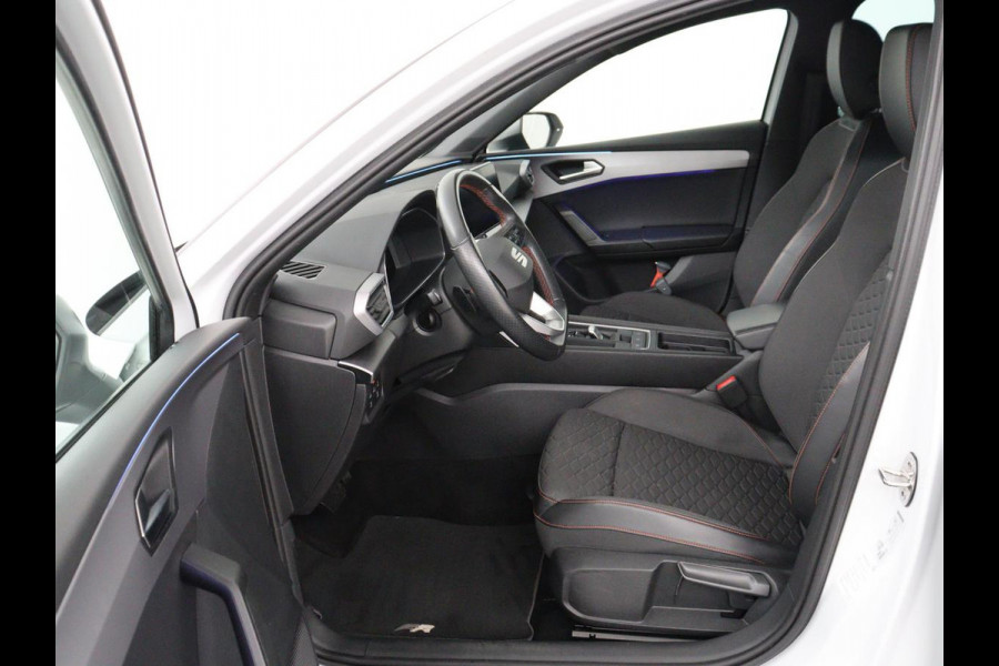 Seat Leon 1.4 TSI eHybrid PHEV FR | Trekhaak | Adaptive cruise | Carplay | Sfeerverlichting | Navigatie | Side Assist | Parkeerhulp | Full LED | Bluetooth | PHEV | Plug In