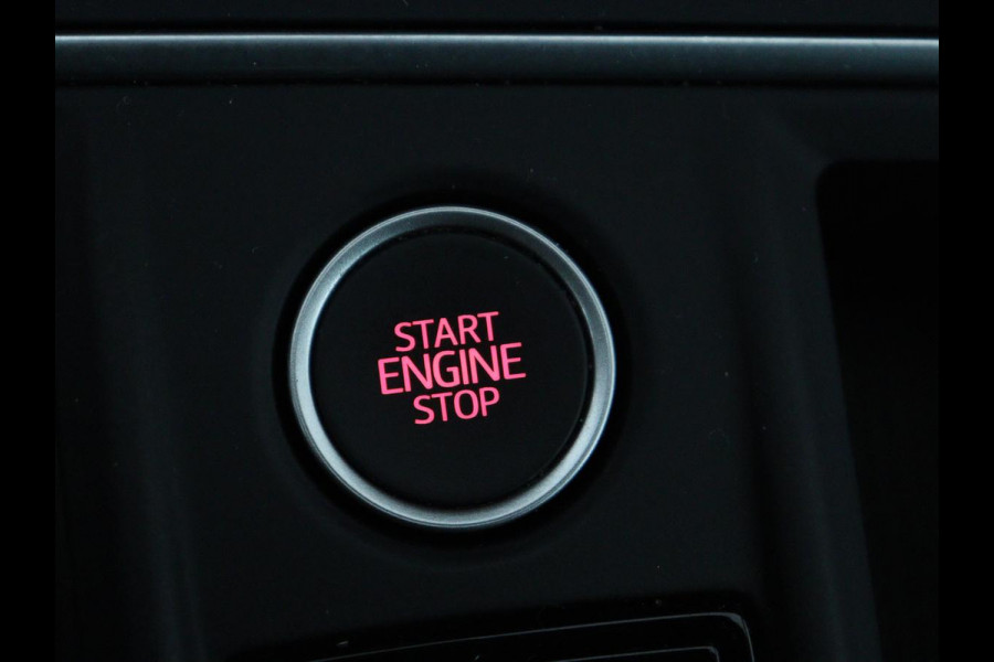 Seat Leon 1.4 TSI eHybrid PHEV FR | Trekhaak | Adaptive cruise | Carplay | Sfeerverlichting | Navigatie | Side Assist | Parkeerhulp | Full LED | Bluetooth | PHEV | Plug In