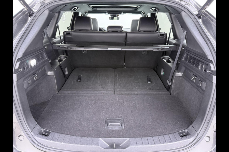 Mazda CX-80 2.5 e-SkyActiv PHEV Homura Plus 6p. 7 PERSOONS| ELEK. ACHTERKLEP | PANO| HEAD-UP | DODE HOEK| ADAPTIVE. CRUISE | ACHTERBANK VERWARMD |BOSE | SUPER COMPLEET!