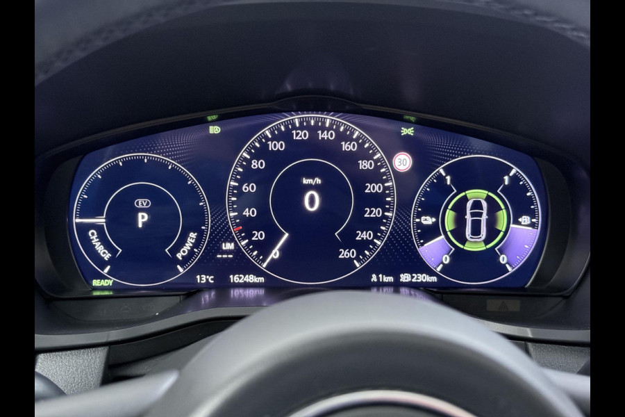 Mazda CX-80 2.5 e-SkyActiv PHEV Homura Plus 6p. 7 PERSOONS| ELEK. ACHTERKLEP | PANO| HEAD-UP | DODE HOEK| ADAPTIVE. CRUISE | ACHTERBANK VERWARMD |BOSE | SUPER COMPLEET!