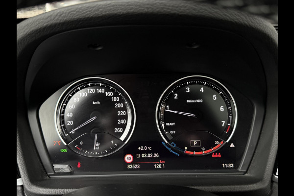 BMW X1 sDrive20i VDL Nedcar Edition | PANORAMA | 19 INCH LM VELGEN | SPORTSTOELEN | ADAPT. CRUISE | SPORTSTOELEN | CAMERA |