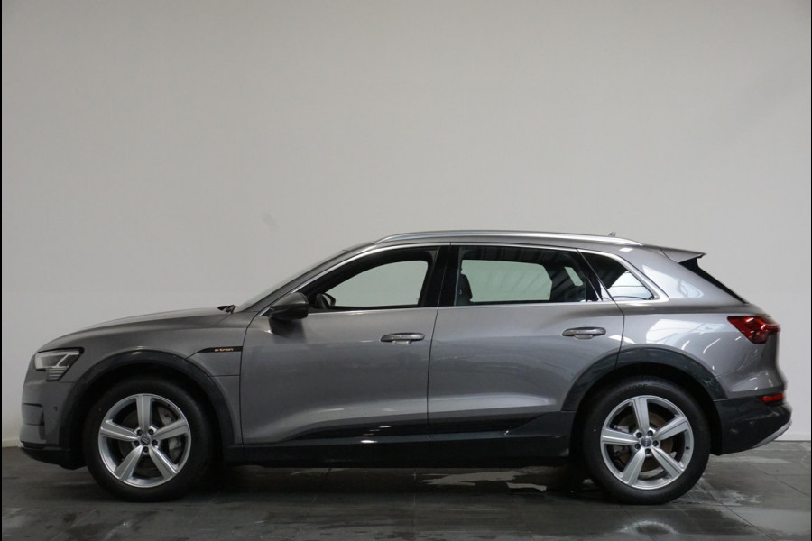 Audi e-tron 55 Advanced Quattro | LED Matrix | Tour Package | Camera | Navigatie | Trekhaak | Sportstoelen | Leder/Alcantara |