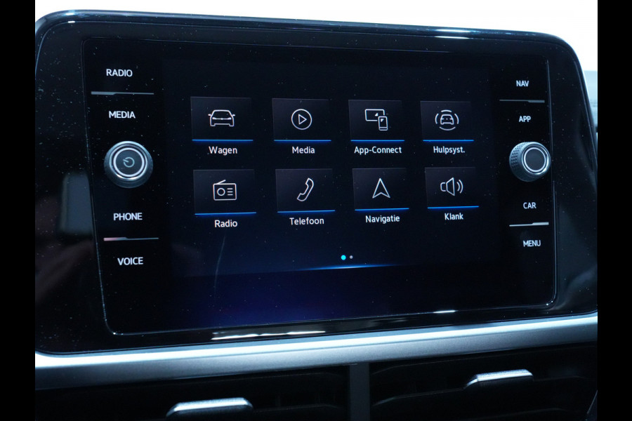 Volkswagen T-Roc 1.5 TSI 150pk DSG Life 75 Edition Navigatie via App Camera PDC Trekhaak 169