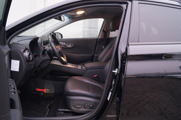 Hyundai Kona EV Premium 64kWh -LEER-ECC-NAVI-CAM-PDC-