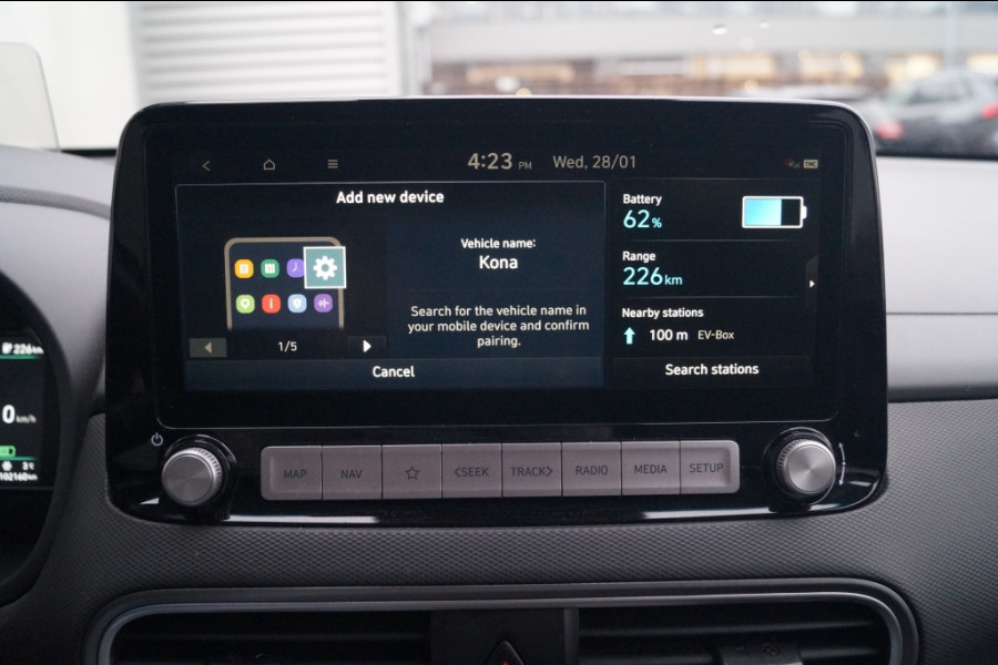 Hyundai Kona EV Premium 64kWh -LEER-ECC-NAVI-CAM-PDC-