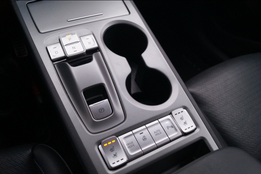 Hyundai Kona EV Premium 64kWh -LEER-ECC-NAVI-CAM-PDC-