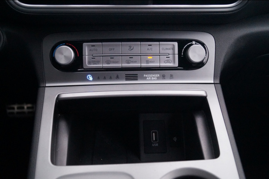 Hyundai Kona EV Premium 64kWh -LEER-ECC-NAVI-CAM-PDC-