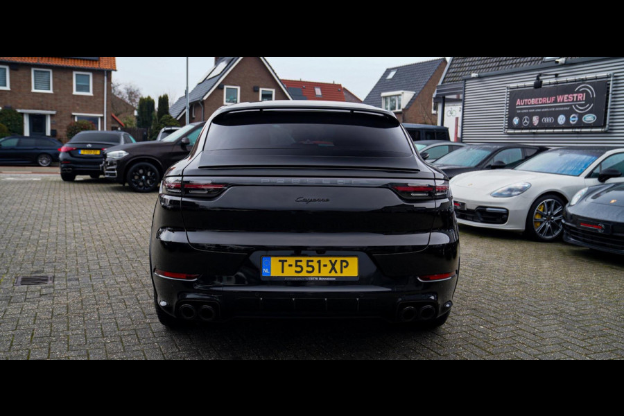 Porsche Cayenne Coupé 3.0 E-Hybrid Platinum Edition | Sport Design | Massage | Adaptieve cruise | Dealer onderhouden | 22 inch |