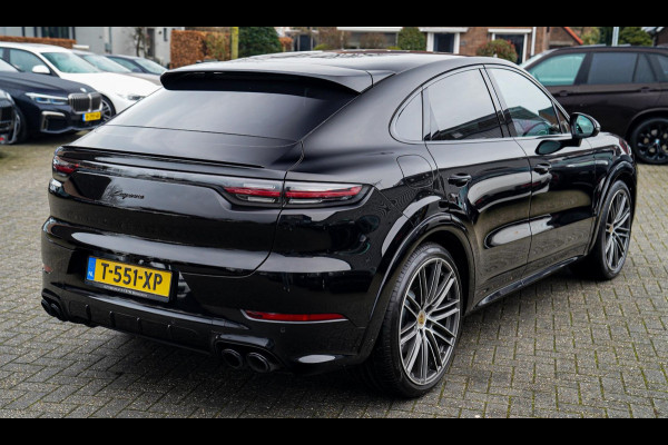 Porsche Cayenne Coupé 3.0 E-Hybrid Platinum Edition | Sport Design | Massage | Adaptieve cruise | Dealer onderhouden | 22 inch |