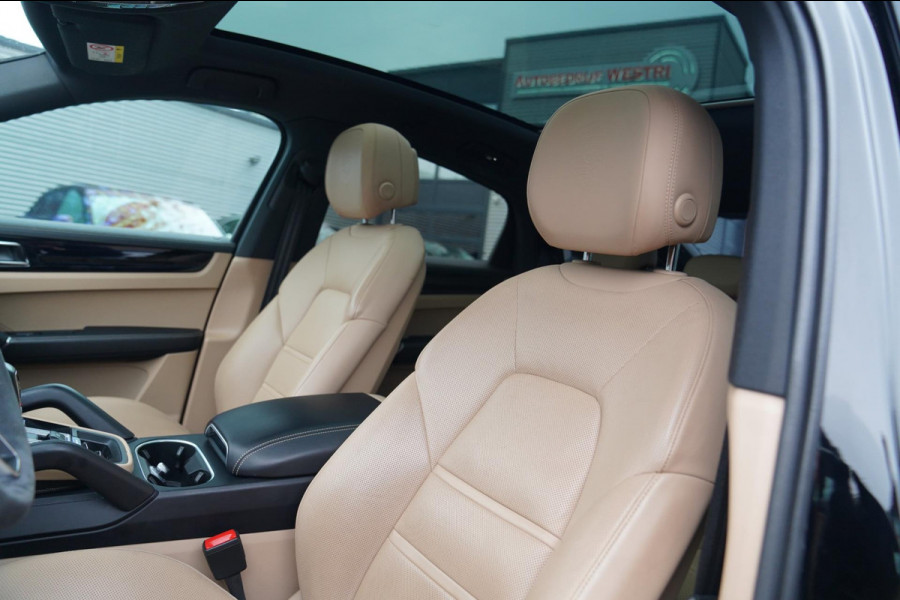 Porsche Cayenne Coupé 3.0 E-Hybrid Platinum Edition | Sport Design | Massage | Adaptieve cruise | Dealer onderhouden | 22 inch |