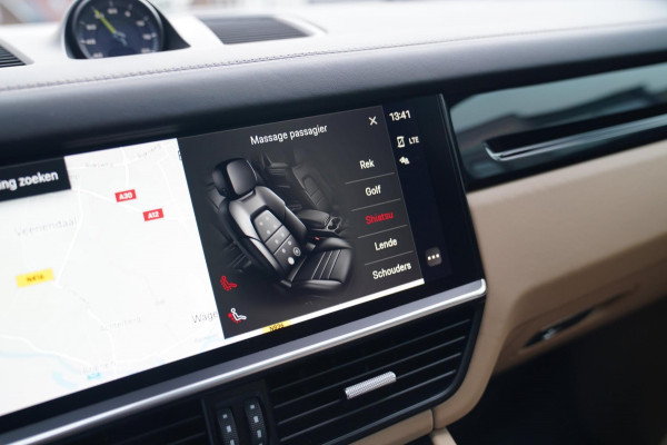 Porsche Cayenne Coupé 3.0 E-Hybrid Platinum Edition | Sport Design | Massage | Adaptieve cruise | Dealer onderhouden | 22 inch |