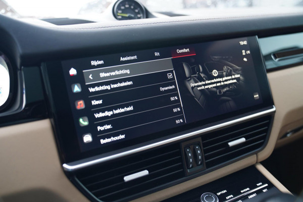 Porsche Cayenne Coupé 3.0 E-Hybrid Platinum Edition | Sport Design | Massage | Adaptieve cruise | Dealer onderhouden | 22 inch |