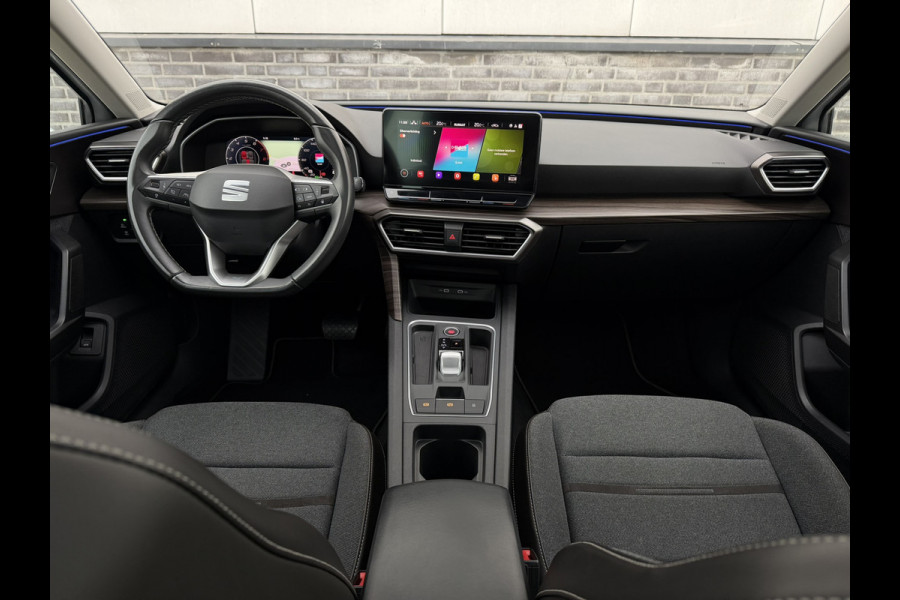 Seat Leon Sportstourer 1.5 eTSI Xcellence M-Hybrid | LED | Panorama | Elek. Trekhaak | Carplay | Navi | Sfeerverl. | Camera