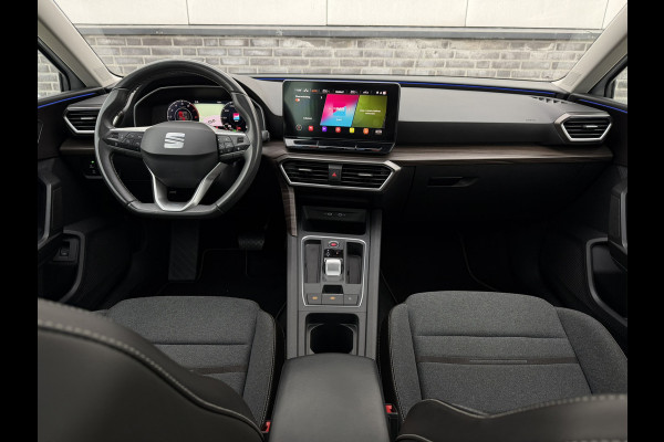 Seat Leon Sportstourer 1.5 eTSI Xcellence M-Hybrid | LED | Panorama | Elek. Trekhaak | Carplay | Navi | Sfeerverl. | Camera