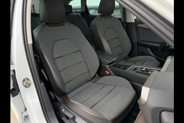 Seat Leon Sportstourer 1.5 eTSI Xcellence M-Hybrid | LED | Panorama | Elek. Trekhaak | Carplay | Navi | Sfeerverl. | Camera