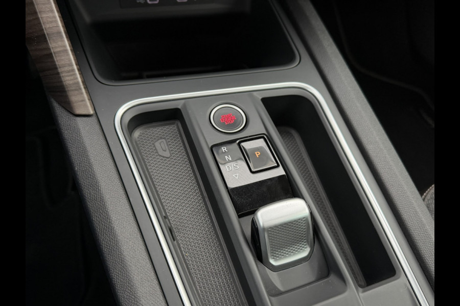 Seat Leon Sportstourer 1.5 eTSI Xcellence M-Hybrid | LED | Panorama | Elek. Trekhaak | Carplay | Navi | Sfeerverl. | Camera