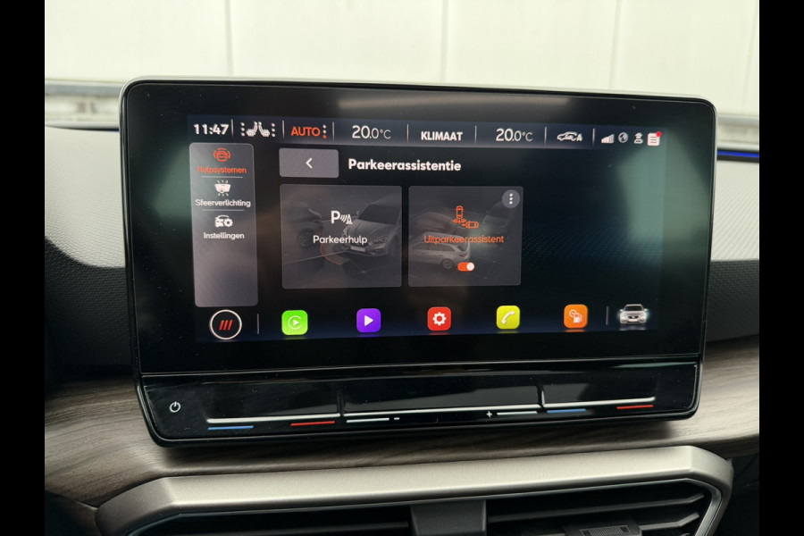 Seat Leon Sportstourer 1.5 eTSI Xcellence M-Hybrid | LED | Panorama | Elek. Trekhaak | Carplay | Navi | Sfeerverl. | Camera