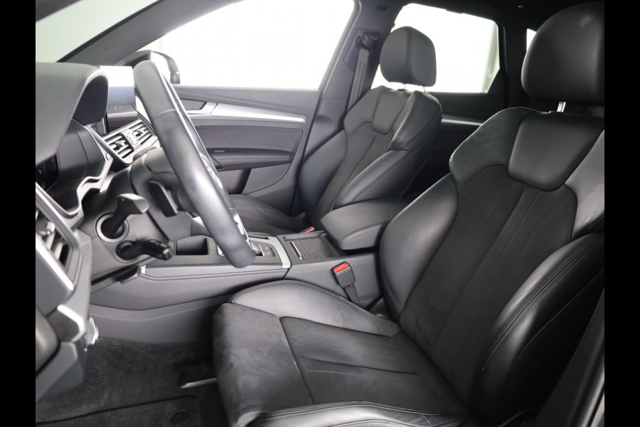 Audi Q5 50 TFSI e S edition 299 pk S-tronic | Navigatie | Panoramadak | Parkeersensoren | Achteruitrijcamera | Stoelverwarming |