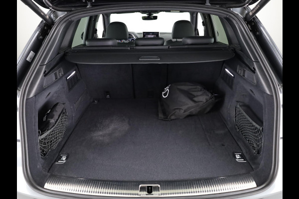 Audi Q5 50 TFSI e S edition 299 pk S-tronic | Navigatie | Panoramadak | Parkeersensoren | Achteruitrijcamera | Stoelverwarming |