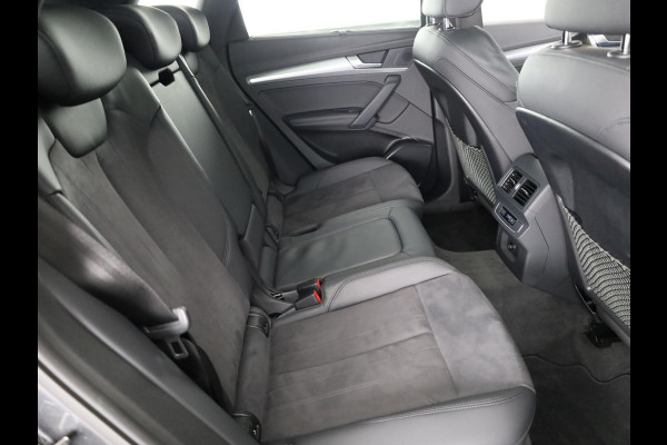 Audi Q5 50 TFSI e S edition 299 pk S-tronic | Navigatie | Panoramadak | Parkeersensoren | Achteruitrijcamera | Stoelverwarming |