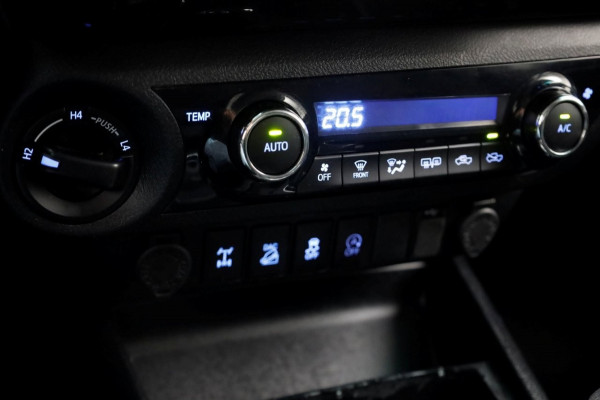 Toyota Hilux 2.4 D-4D-F 150pk E6 4WD 4x4 Double Cab Automaat 2/5-Persoons 08-2019