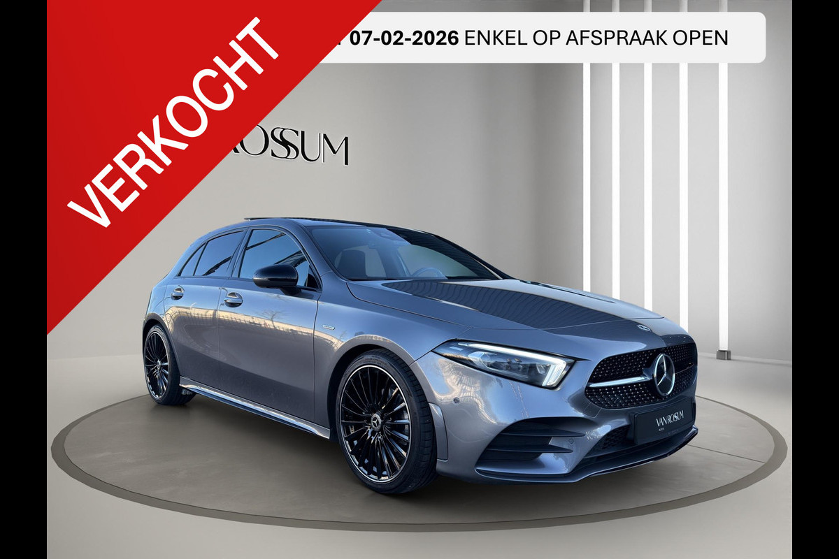 Mercedes-Benz A-Klasse 180 Business Solution AMG | 360 Camera | Head-up | Panoramadak | Navi | Sfeerverl | 19"| Trekh.Wegklap |