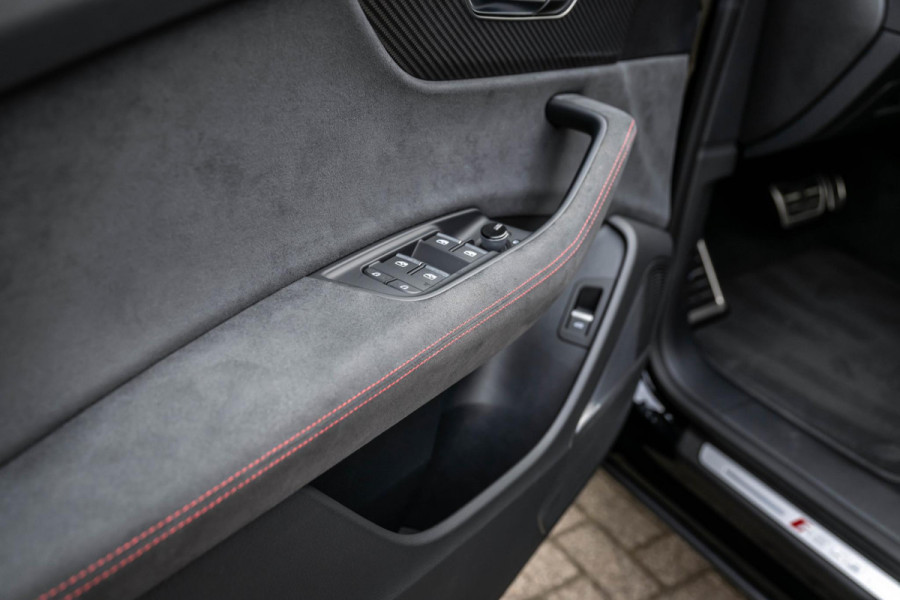 Audi RSQ8 4.0 TFSI Performance 640pk Carbon Nightv. 305 km/h