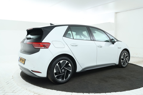 Volkswagen ID.3 Pro 58 kWh Zwart dak, apple carplay, climate