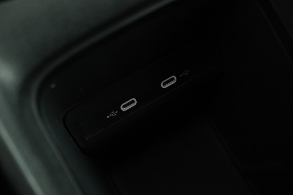 Volkswagen ID.3 Pro 58 kWh Zwart dak, apple carplay, climate