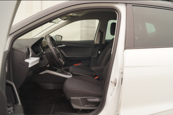 Seat Arona 1.0 TSI 110pk DSG Style Business Intense -ECC-LED-